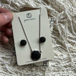 NWT Gemma Simone Earrings and Necklace Set